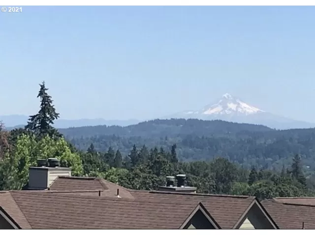 MLS: 21438968 Condo For Sale