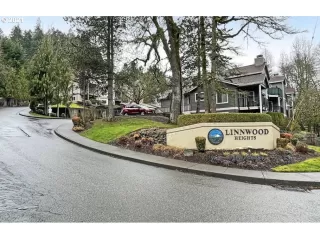 Photo #6: 21438968 Listing