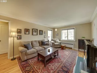 Photo #3: 21439800 Listing