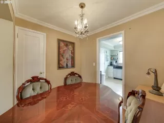 Photo #6: 21439800 Listing