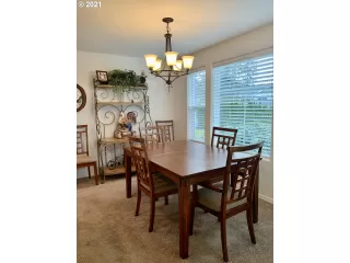 Photo #5: 21439890 Listing