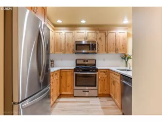 Photo #2: 21440046 Listing