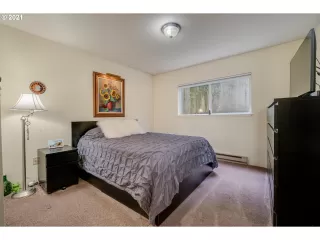 Photo #6: 21440512 Listing