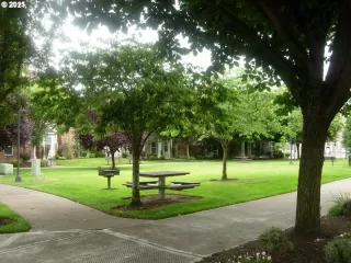 Photo #1: 21440611 Listing