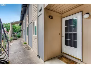 Photo #2: 21440784 Listing 