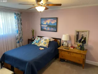 Photo #1: 21441116 Listing