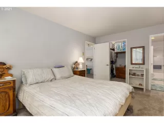 Photo #6: 21441655 Listing