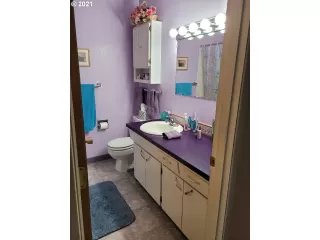 Photo #4: 21442150 Listing