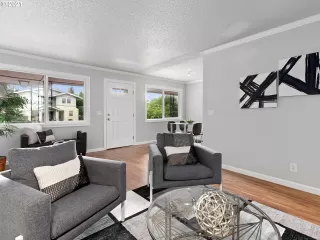 Photo #2: 21443573 Listing 