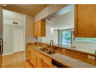 Photo #4: 21444202 Listing 