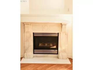 Photo #4: 21444625 Listing