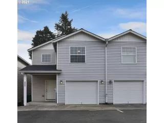 Photo #4: 21444646 Listing