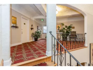 Photo #5: 21444723 Listing 