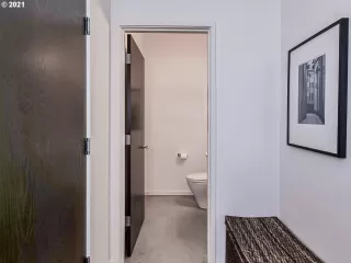 Photo #3: 21444900 Listing