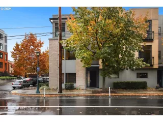 Photo #3: 21445456 Listing 