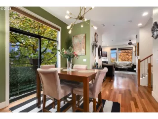 Photo #4: 21445456 Listing 