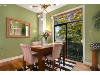 Photo #6: 21445456 Listing 
