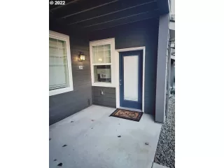 Photo #1: 21445664 Listing