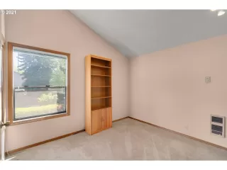 Photo #3: 21445713 Listing