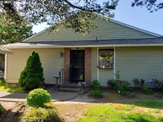 Photo #1: 21445721 Listing