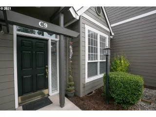 Photo #1: 21445929 Listing