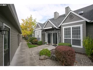 Photo #2: 21445929 Listing