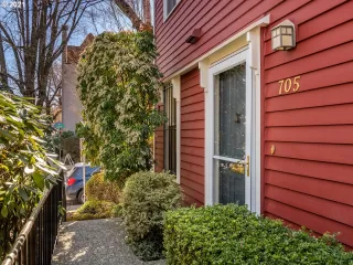 Photo #1: 21446488 Listing