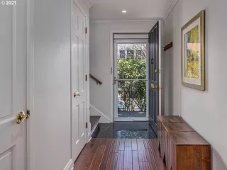 Photo #2: 21446488 Listing