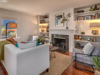 Photo #3: 21446488 Listing