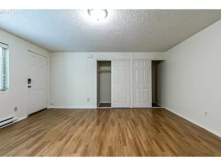 Photo #2: 21446637 Listing