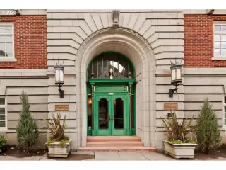 Photo #1: 21446662 Listing