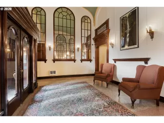 Photo #4: 21446662 Listing