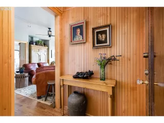 Photo #6: 21446662 Listing