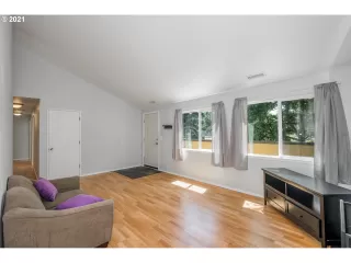 Photo #1: 21447202 Listing