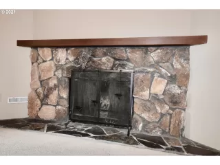 Photo #3: 21447459 Listing