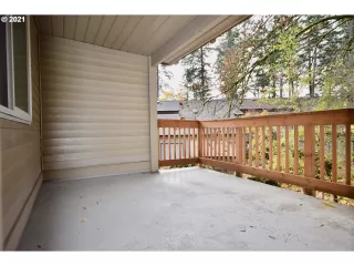 Photo #4: 21447459 Listing