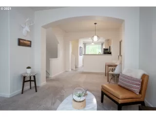 Photo #2: 21448480 Listing 