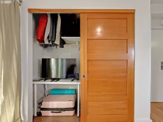 Photo #1: 21449013 Listing