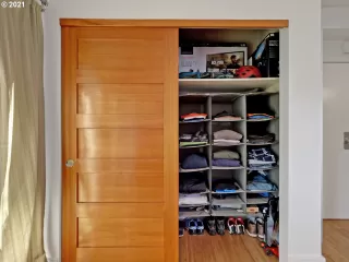 Photo #2: 21449013 Listing