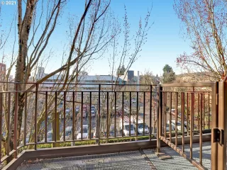 Photo #3: 21449013 Listing