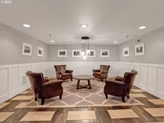 Photo #5: 21449013 Listing