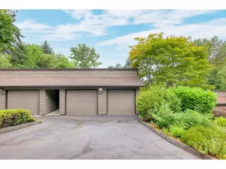 Photo #2: 21449060 Listing