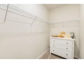 Photo #6: 21449476 Listing 