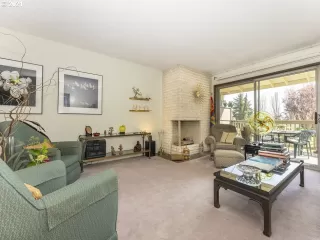 Photo #2: 21449723 Listing