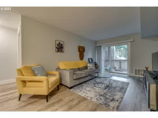 Photo #1: 21449802 Listing 
