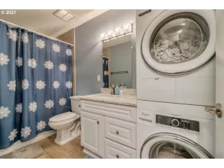 Photo #6: 21449802 Listing 