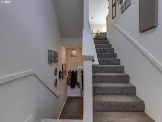 Photo #2: 21449909 Listing 