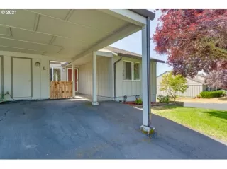 Photo #1: 21449945 Listing