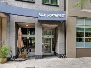 Photo #2: 21450089 Listing