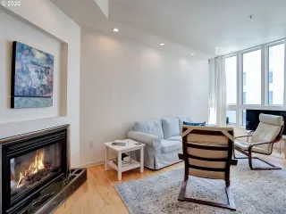 Photo #5: 21450089 Listing